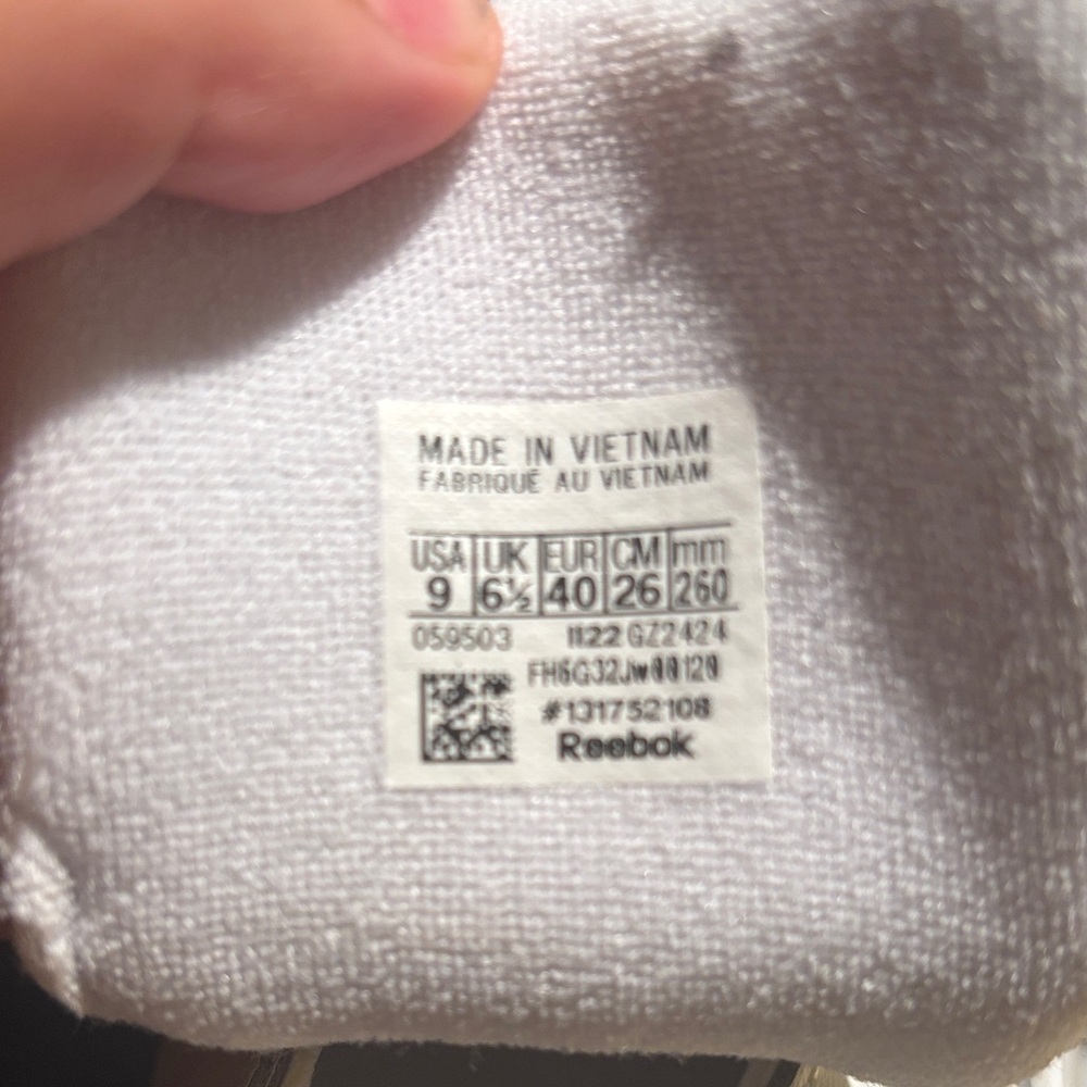 Reebok Classics Platform Sneakers Without Shoelac… - image 7